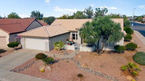 18544 Avalon Ln, Sun City, AZ 85374-8512
