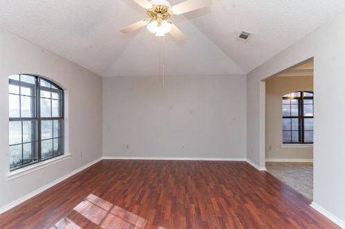 590 Dandelion Dr, Cedar Hill TX 75104-7929 exterior