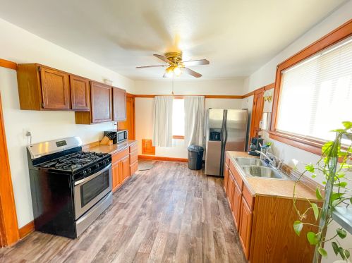 2830 55, Milwaukee WI 53219-3356 exterior