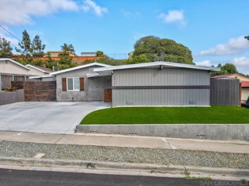 4517 Lyric Ln, San Diego, CA 92117-4009