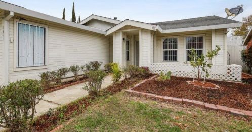 4541 Fox Valley Cir, North Highlands, CA 95660-3928