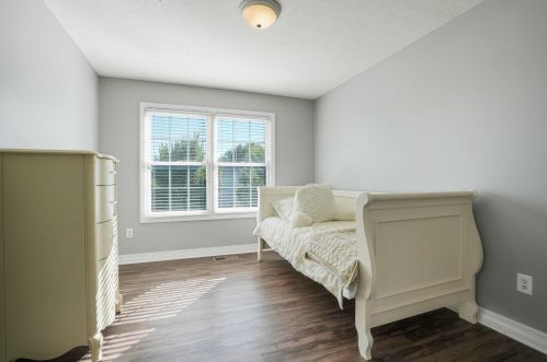 716 Ballater Dr, Delaware OH  43015-7184 exterior