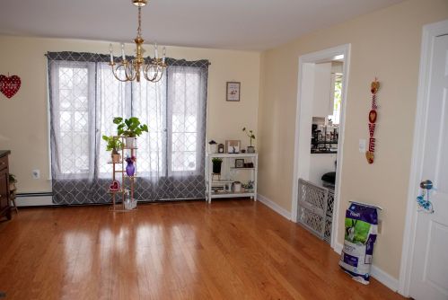 21 Dianna Rd, Londonderry NH  03053-3237 exterior