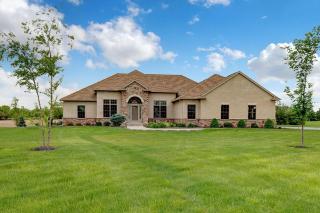 6204 Dublin Rd, Delaware, OH 43015-8698