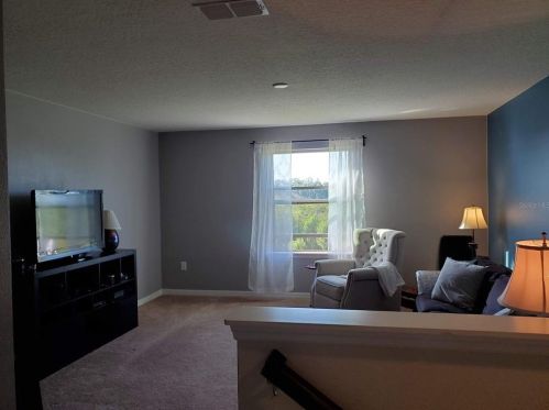 8734 Hinsdale Heights Dr, Polk City FL  33868-6010 exterior