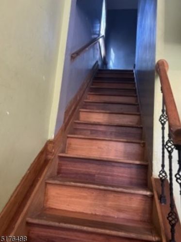 183 Park St, East Orange NJ  07017-1817 exterior