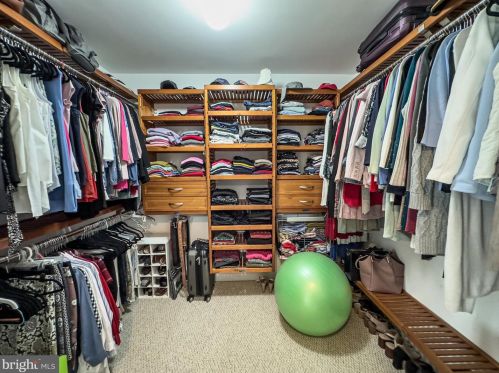 1 Cobalt Ct, Swedesboro NJ  08085-3644 exterior