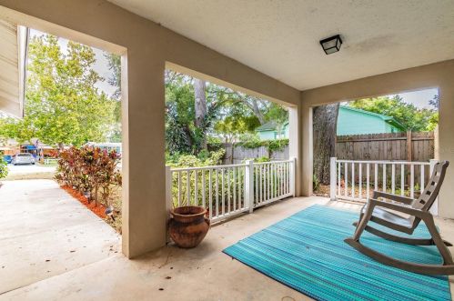3451 11th Ave, Saint Petersburg, FL 33713-5407