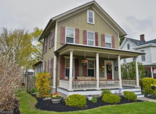 97 Broad St, Flemington, NJ 08822-1632