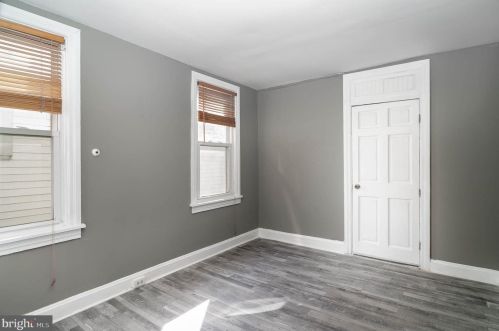 413 Muench St, Harrisburg PA  17102-1533 exterior