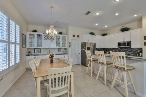 823 Symphony Isles Blvd, Ruskin FL  33572-2743 exterior