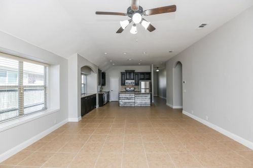 1313 Hearthstone Dr, Burleson TX  76028-0324 exterior