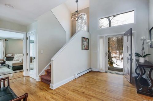 41 Brett Ln, Bedford, NY 10506-1710
