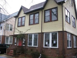 81 Culloden Rd, Stamford, CT 06902-3013