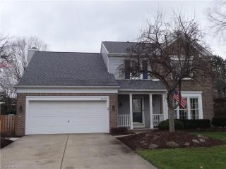 10373 Sandalwood Ln, Twinsburg, OH 44087-1369