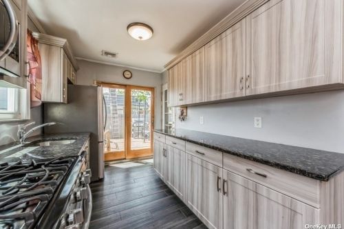 12 Lincoln Blvd, Bethpage NY  11714-5236 exterior