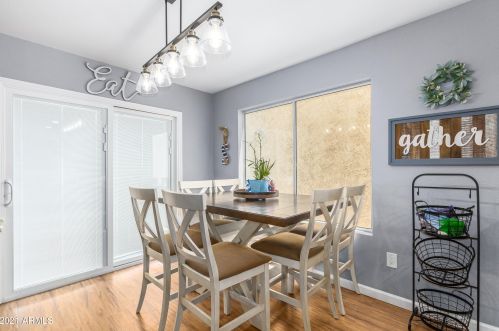 501 Sunrise Dr, Gilbert AZ  85233-6732 exterior