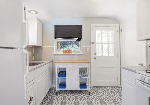 205 Macfarlane Dr, Pittsburgh PA  15235-4213 exterior