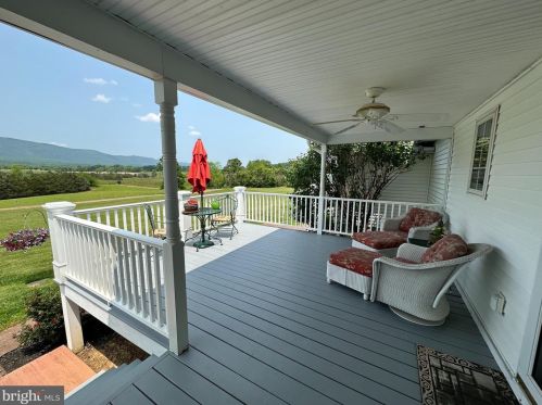 803 Hook Hill Rd, Richmond National Battlefiel VA  22835-3505 exterior