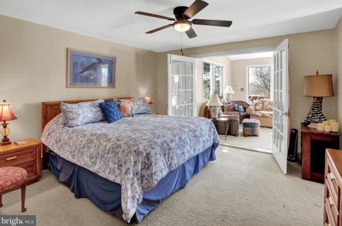 6411 Devonshire Hts Rd, Harrisburg PA 17111-4818 exterior