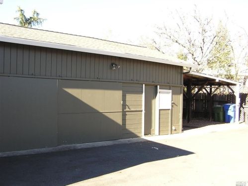 344 Washington Ave, Ukiah CA  95482-6323 exterior