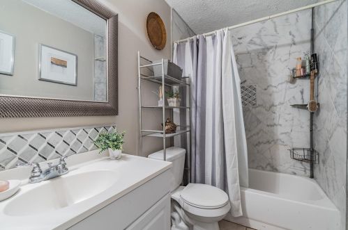 3229 Seven Springs Blvd, New Port Richey FL  34655-3351 exterior