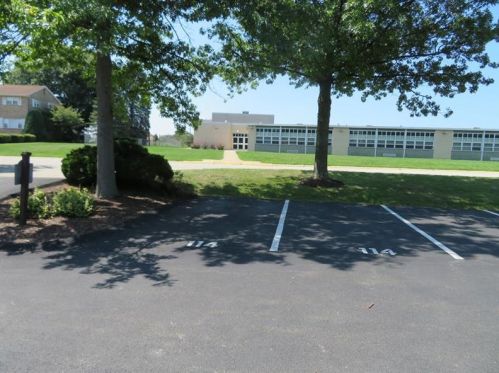 114 Woodstone Ln, New Kensington PA  15068-4642 exterior