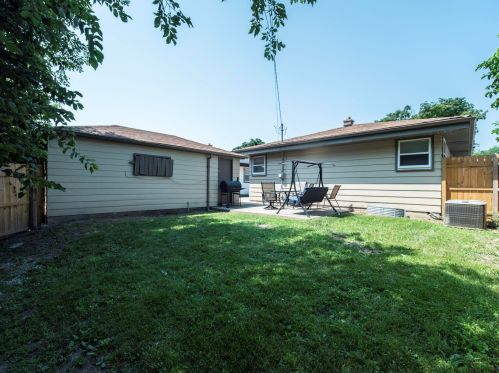 5326 63, Milwaukee WI 53213-4174 exterior