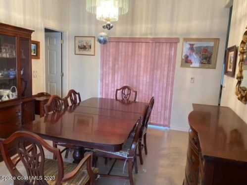 882 Majestic Ave, Sebastian FL  32958-6014 exterior