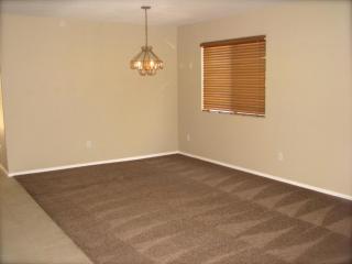 5790 74th Ln, Glendale, AZ 85303-4724