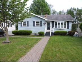 615 Jeanette Rd, Endicott, NY 13760-3806