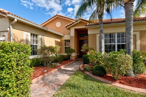 6172 Coverty Pl, Vero Beach, FL 32966-6486