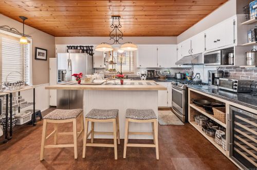 8748 Los Coches Rd, Lakeside CA  92040-5151 exterior