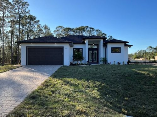 311 Canton Ave, Lehigh Acres, FL 33936-1823