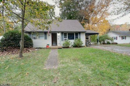 16 Beaver Ave, West Milford NJ  07480-2305 exterior