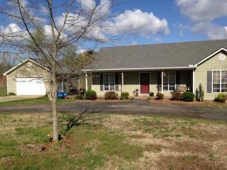 1099 Masseyville Mcnairy Rd, Finger, TN 38334-3857