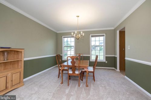 5027 Woodgate Ln, Collegeville PA  19426-3365 exterior