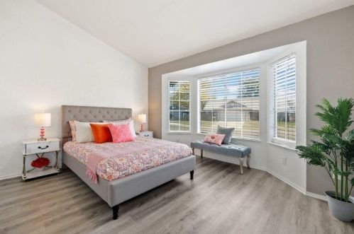 512 Silver Tree Ct, Rio Linda CA  95673-2247 exterior