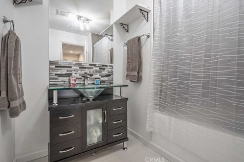 18318 Eucalyptus Ave, Lake Elsinore CA  92532-2084 exterior