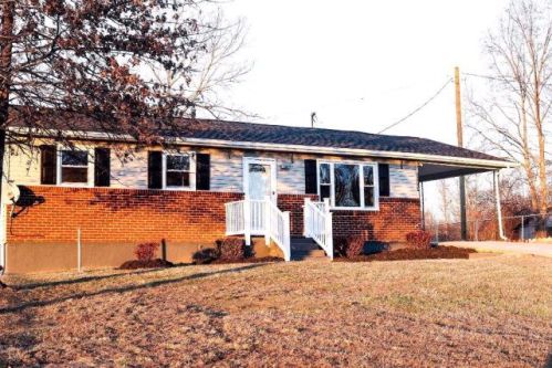 5259 Tom Fork Rd, Ringgold, VA 24586-3743