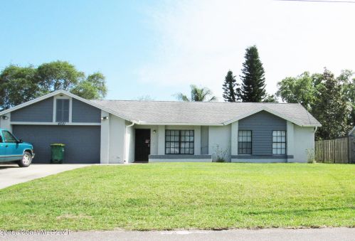 4521 Ponds Dr, Cocoa, FL 32927-3543