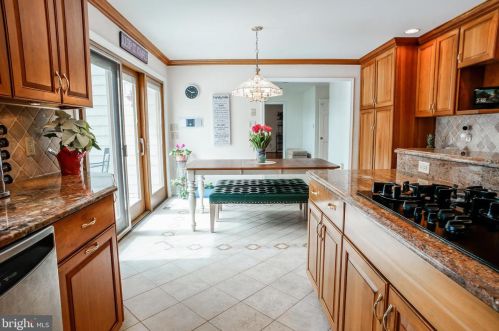 4 Beechwood Cir, Chadds Ford PA  19317-9109 exterior