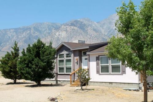 695 Highway 395, Olancha, CA 93549