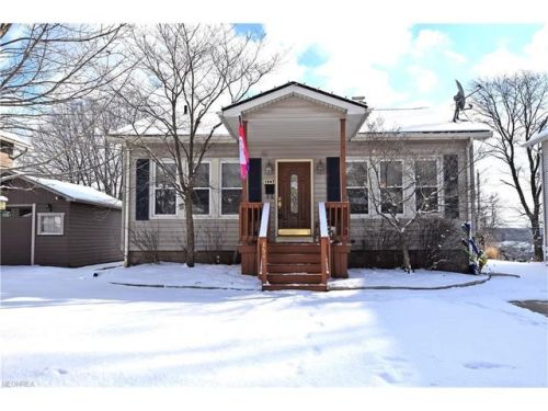 1547 Cullinan Ave, Masury, OH 44438-1551