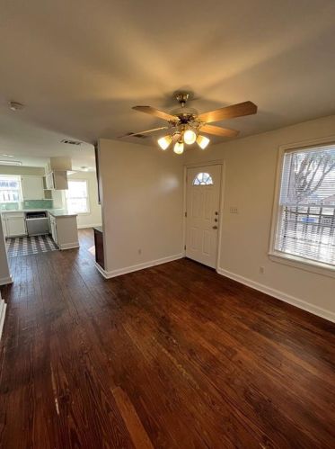 1801 Cedar Ave, Austin TX  78702-1429 exterior