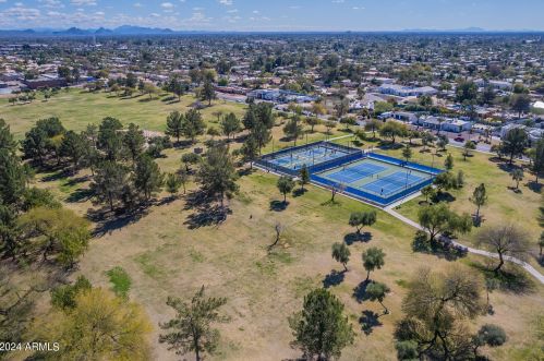 6911 Friess Dr, Scottsdale AZ  85254-3410 exterior