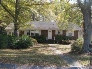 101 Rockwood Dr, Greenville, SC 29605-1942