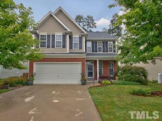 8112 Willowglen Dr, Raleigh, NC 27616-3327