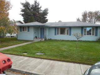 1924 Agate St, Pasco, WA 99301-3443
