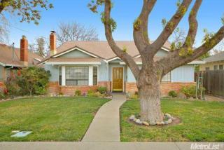 11 College St, Woodland, CA 95695-3219